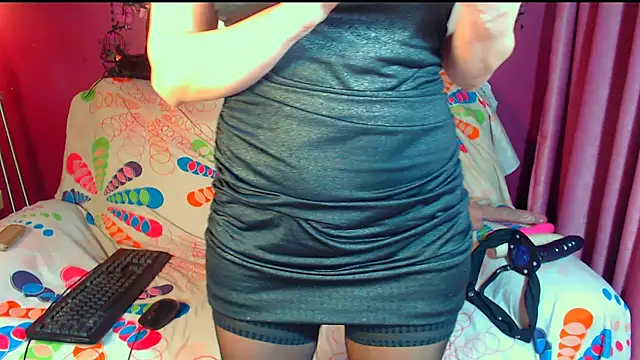 milflovelyxxx Adlı Modelin Canlı XXX Sohbeti