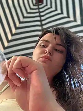 NikaMur Chat XXX in diretta