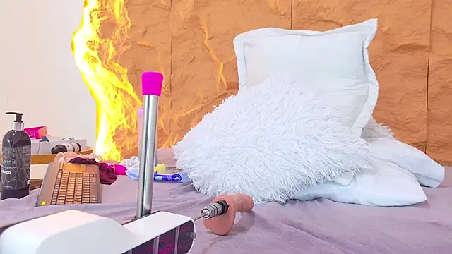 Brenda-Rosse Adlı Modelin Canlı XXX Sohbeti