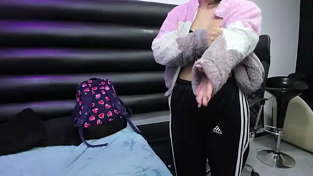 SamyDiamond_ Adlı Modelin Canlı XXX Sohbeti