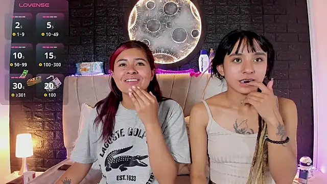 lesbi_hard_ webcam show