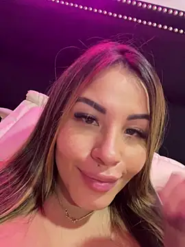 sexyyykloeen Live XXX chat