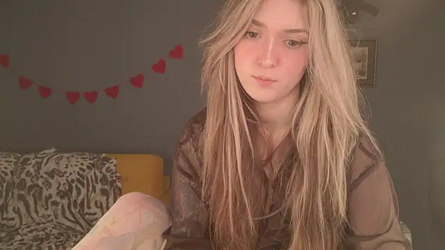 BellaSinkn Live XXX chat