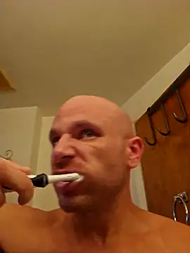 FrankieFuckMe: вебкам-шоу