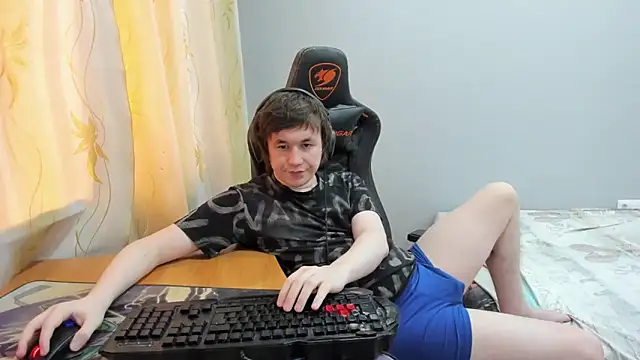 Вебкам-шоу iliaskrislove