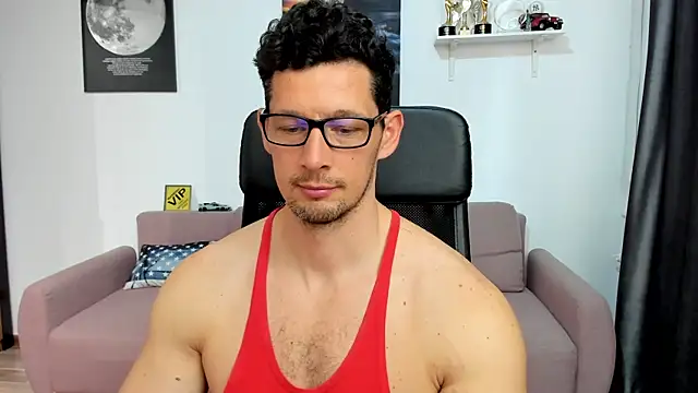 BrutusK08 Webcam show