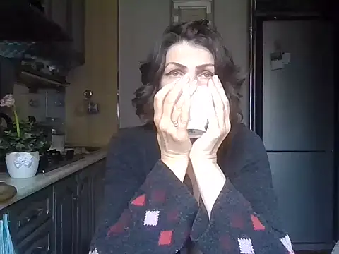 Chatroom XXX en direct de Baby-Matilda