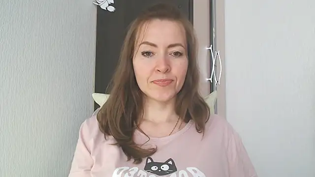 Chatroom XXX en direct de NicoleEunice87