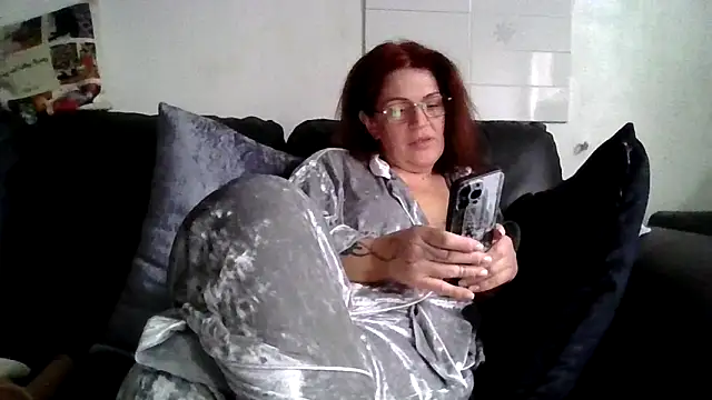 Chatroom XXX en direct de RubyyRosee