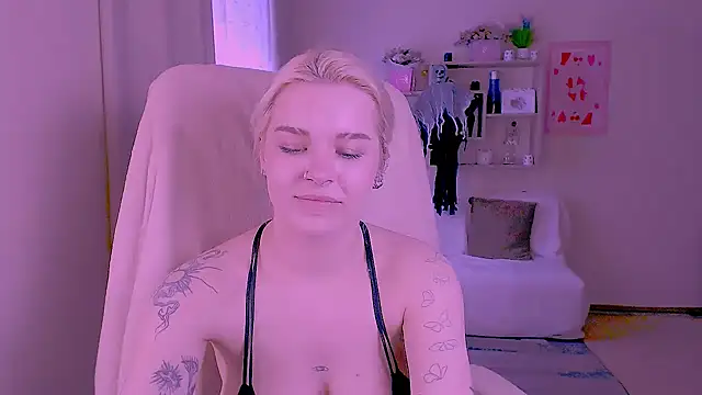 دردشة Hot_Blonda الجنسية المباشرة