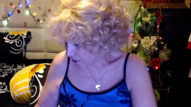 Chatroom XXX en direct de HappyWomanOn