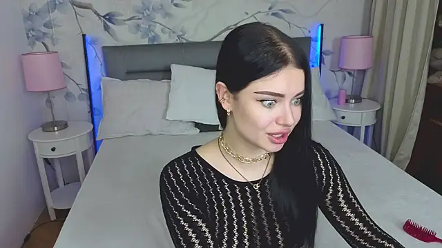 Silena_sky's Live XXX Chat