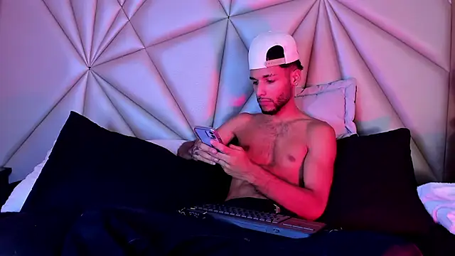 Thiagoferreti Live XXX Chat