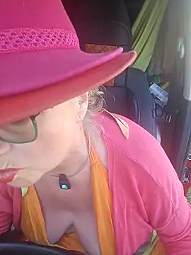 Hot-Muci Live XXX-Chat