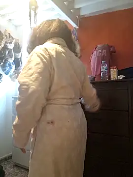 mila38: απευθείας συνομιλία ΧΧΧ