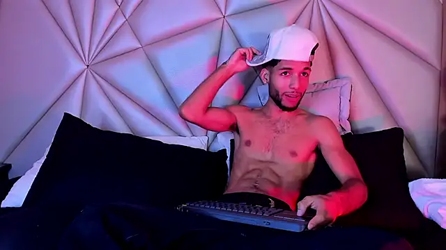 Thiagoferreti Live XXX Chat