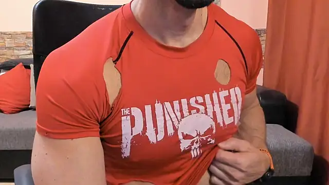 HotHunkTrainer Adlı Modelin Web Kamerası Şovu