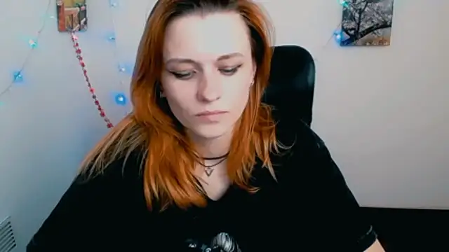 XXX chat uživo modela PeppyMia