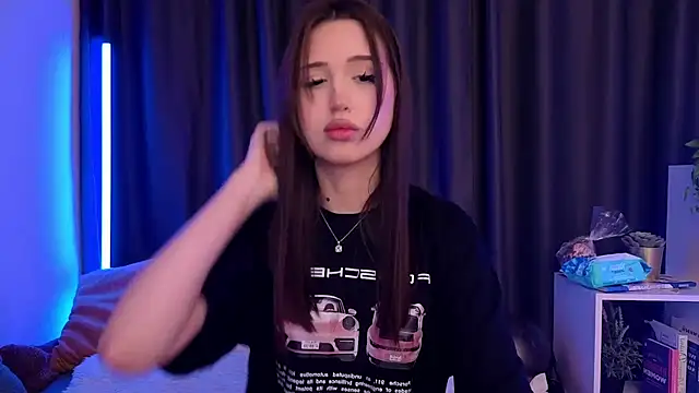 XXX chat uživo modela BlackEyesGirl