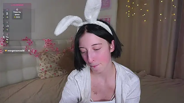 XXX chat uživo modela JuanaFriesz