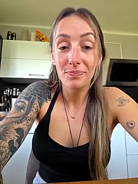 XXX chat uživo modela NicoleKaiser