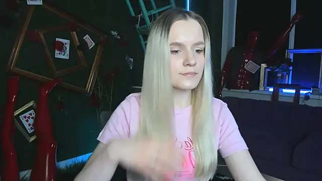 XXX chat uživo modela SherriButlers