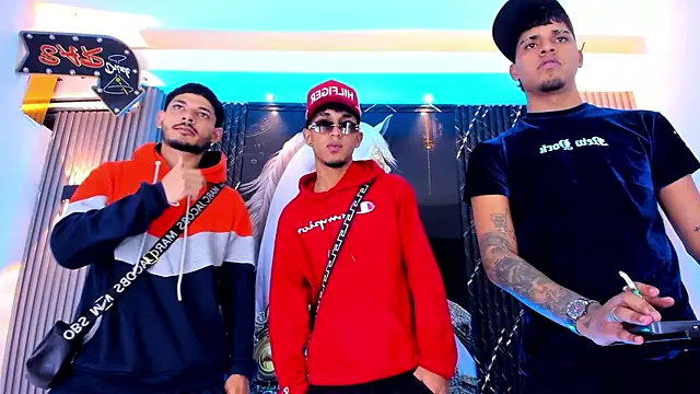 the_knights_of_the_night_n Webbikameraesitys