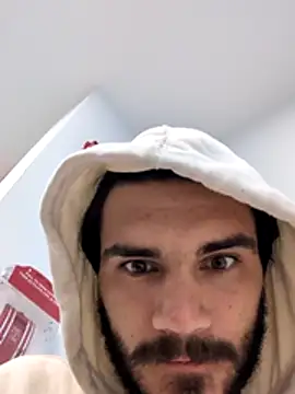 Seth_Crownn Webbikameraesitys