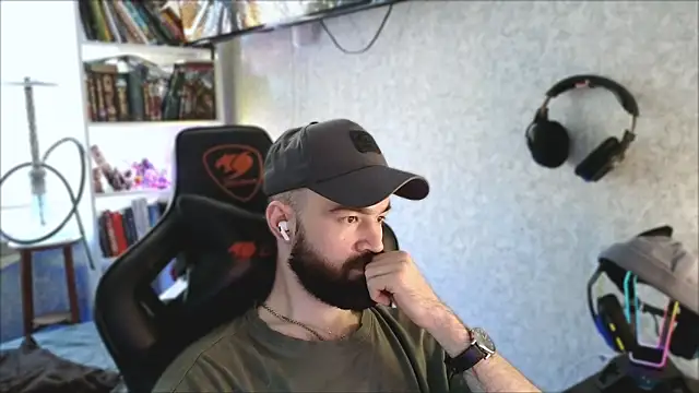 _Mostly_ Live XXX Chat