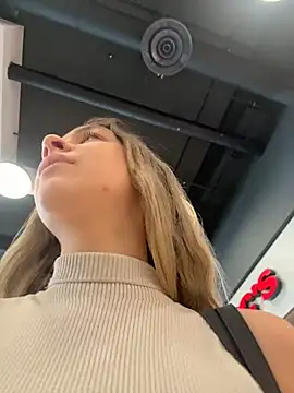 SashaCattのライブXXXチャット