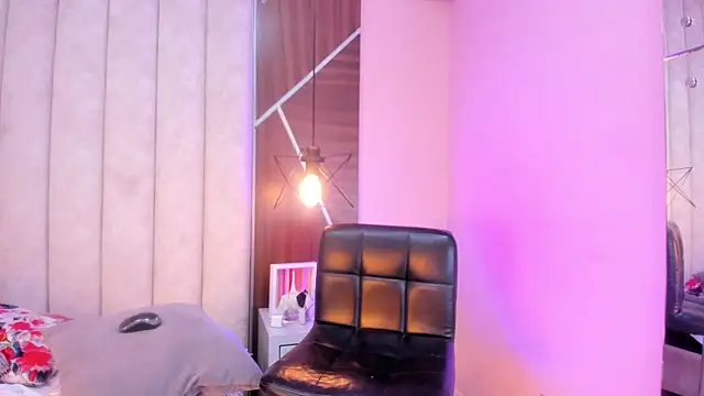 CAROLYNFOSTER Chat XXX live