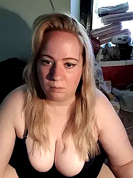 Missy_DM Adlı Modelin Canlı XXX Sohbeti