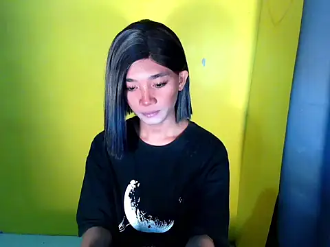 Petite_HugeCock's Live XXX Chat