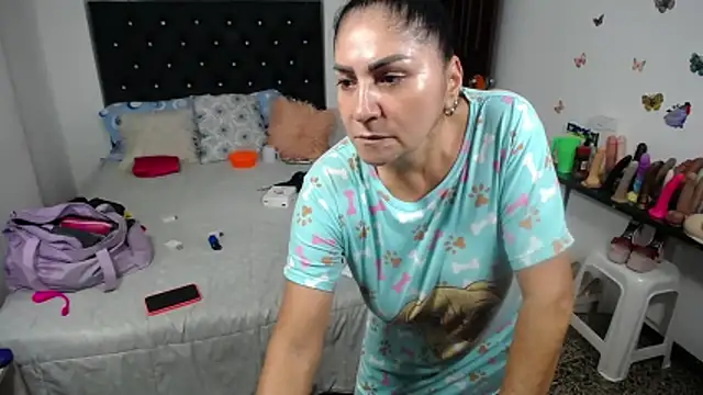 mature_bigboobs10 Chat XXX live