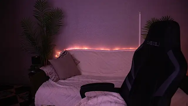 Chat XXX en directo de MirandaWong