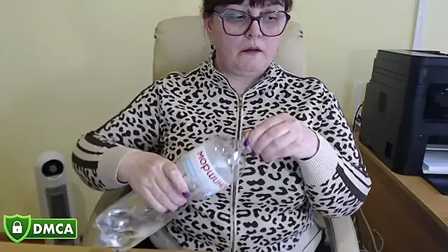 BrandiOhNightn Webbikameraesitys