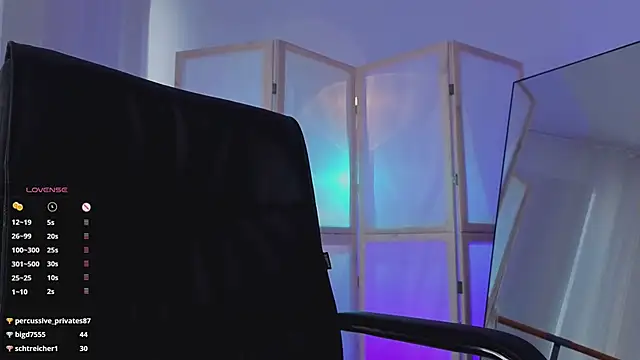 AuraLaunni 라이브 XXX 채팅