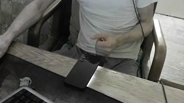 FiSTALiTY Pertunjukan Webcam