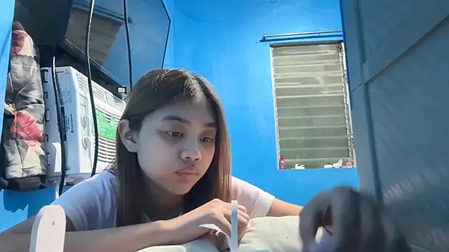 DestinyPharel Chat XXX in diretta