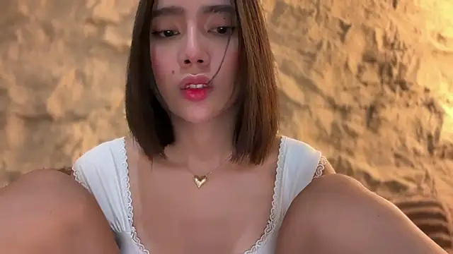 GenesisCastillanoのライブXXXチャット