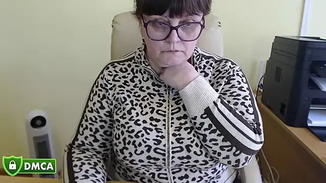 BrandiOhNight live XXX chat