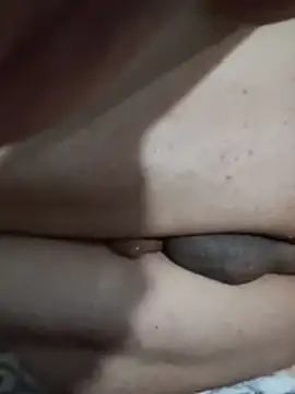 eroos_twink's Live XXX Chat