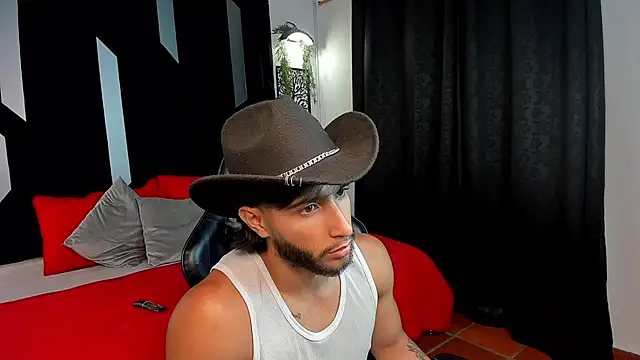 Emmet_CollinsJS Webcamshow