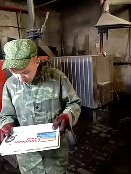 _uncle_Mitya-43_ Pertunjukan Webcam