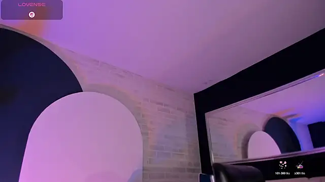 Chatroom XXX en direct de ViolettHansson