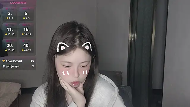 F-Wanzi Live XXX-chat