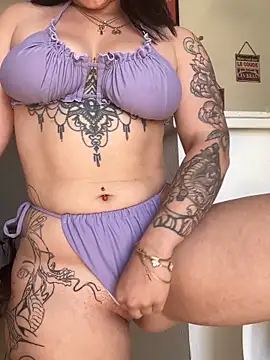 Chatroom XXX en direct de Luccreccia_