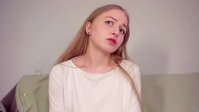 MiaMews Live XXX-Chat