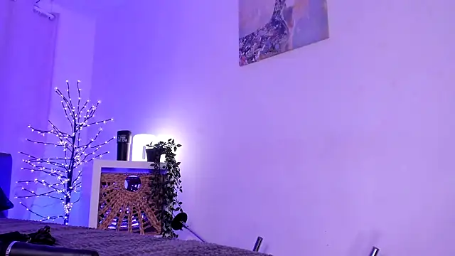 Divine_Madeleine Live XXX-Chat