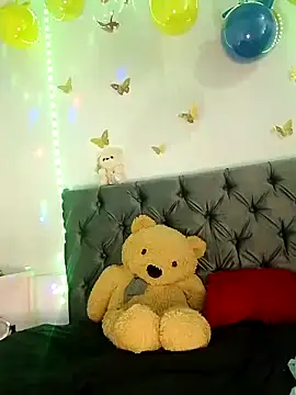 Show modela ANDRES_URRIETA na web-kameri